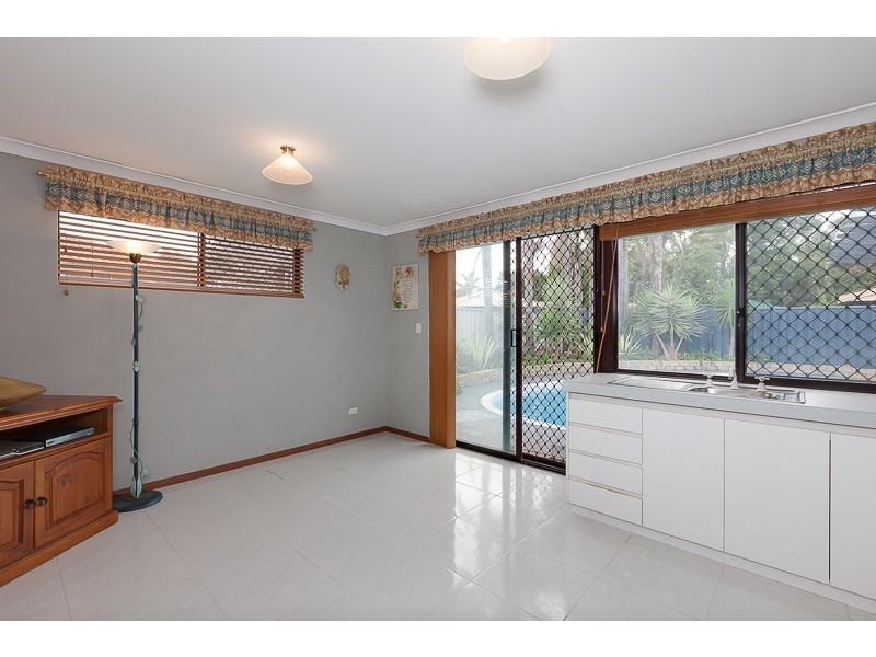 19 Richards Crescent, Craigie WA 6025