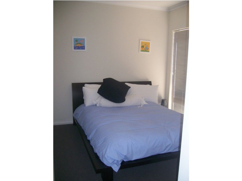 b/25 eden street, Innaloo WA 6018