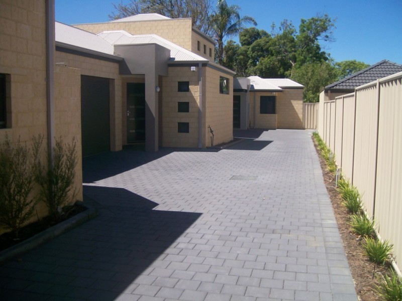 b/25 eden street, Innaloo WA 6018