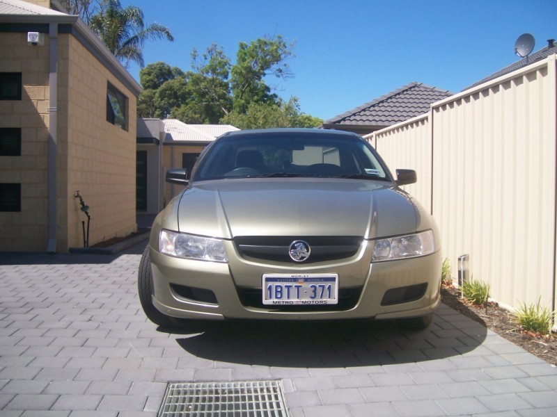 b/25 eden street, Innaloo WA 6018