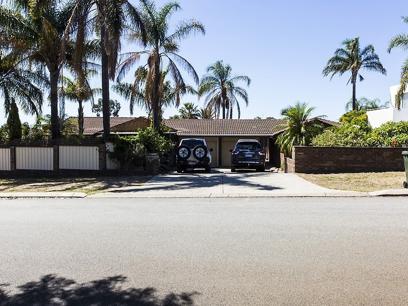 5 Widgeon Close, Stirling WA 6021