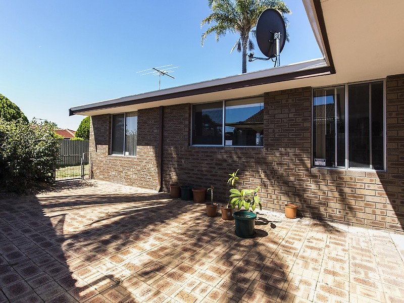 5 Widgeon Close, Stirling WA 6021