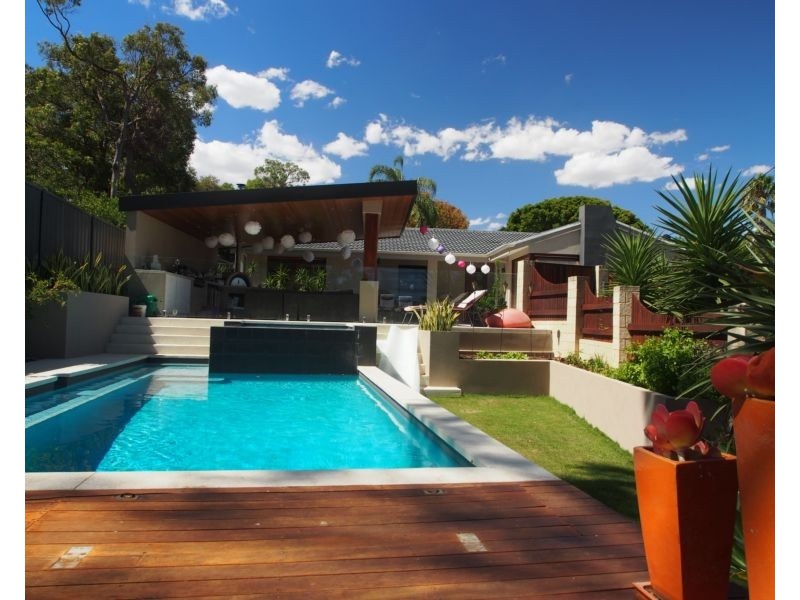 3 Teale Court, Gwelup WA 6018