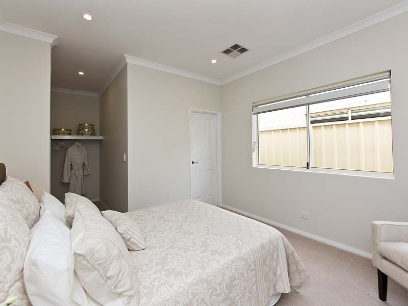 6A Francis Avenue, Karrinyup WA 6018