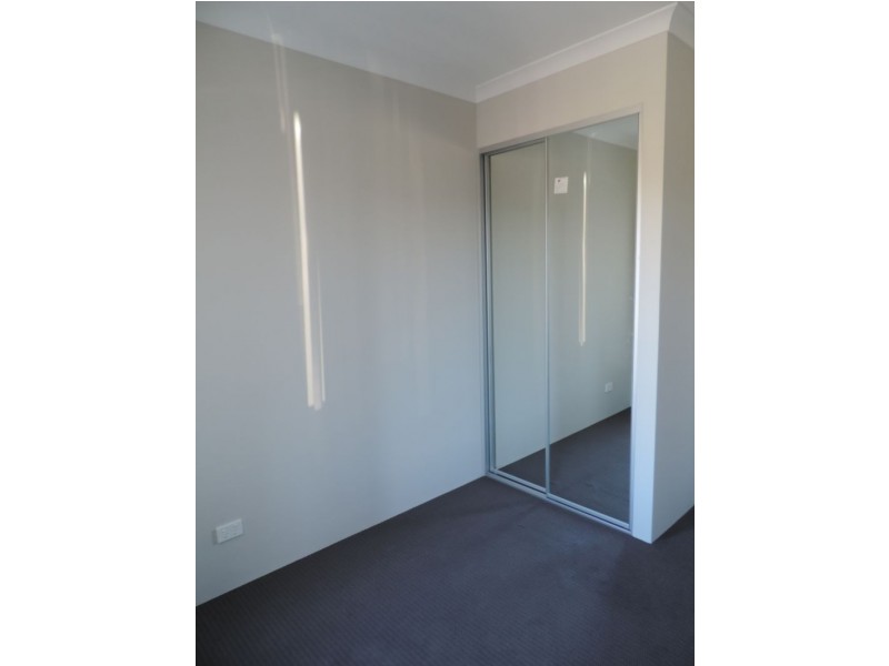 33 Tredegar Street, Butler WA 6036