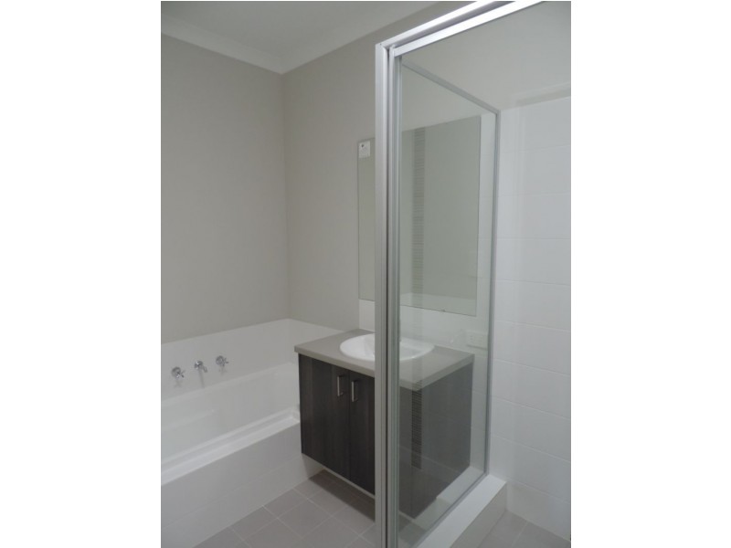 33 Tredegar Street, Butler WA 6036