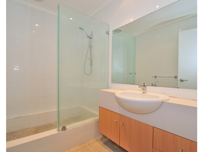 4/24 Kinsella Street, Joondanna WA 6060