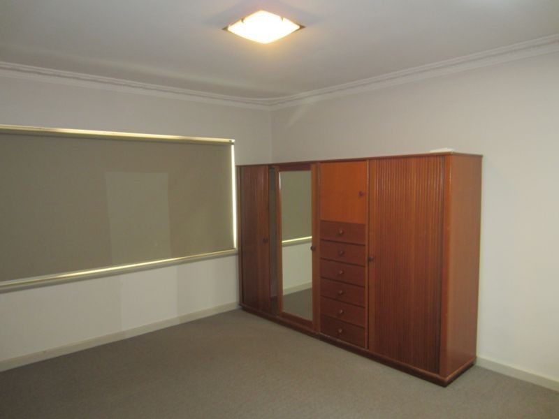 96B Huntriss Road, Karrinyup WA 6018