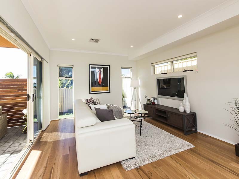 6B Francis Avenue, Karrinyup WA 6018