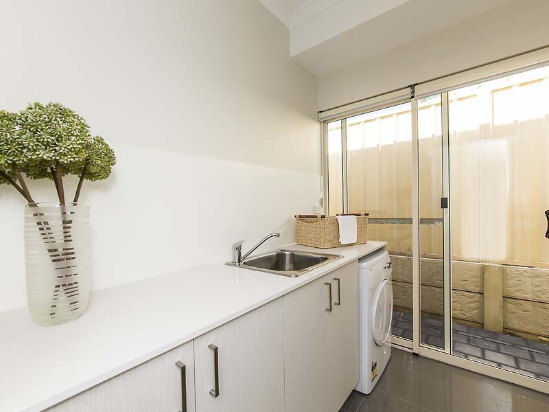 6B Francis Avenue, Karrinyup WA 6018