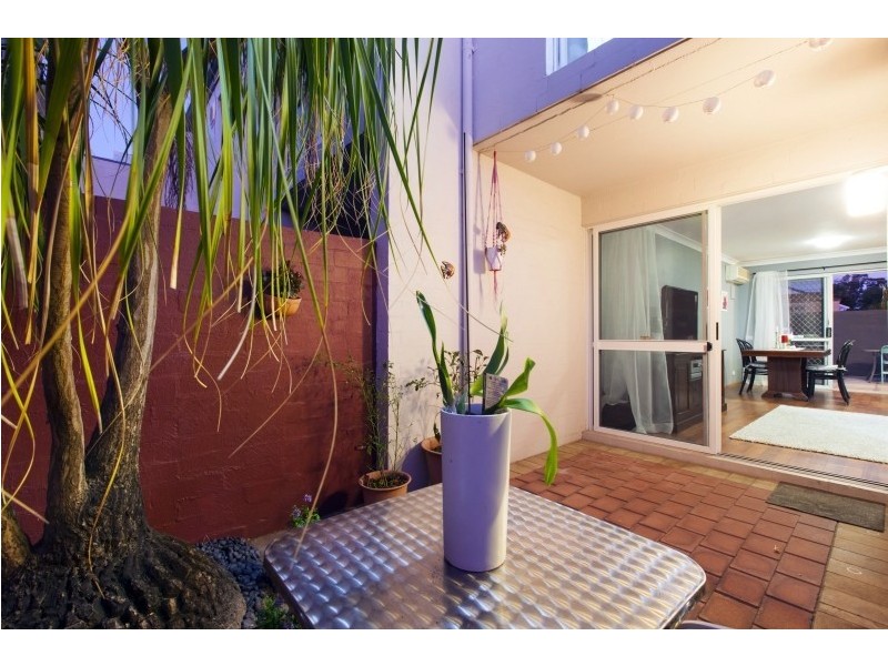 3/2 Waterway Court, Churchlands WA 6018