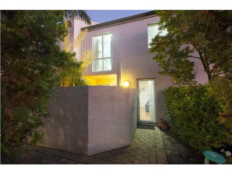 3/2 Waterway Court, Churchlands WA 6018