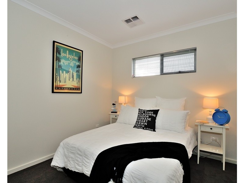 8D Donatti Road, Innaloo WA 6018