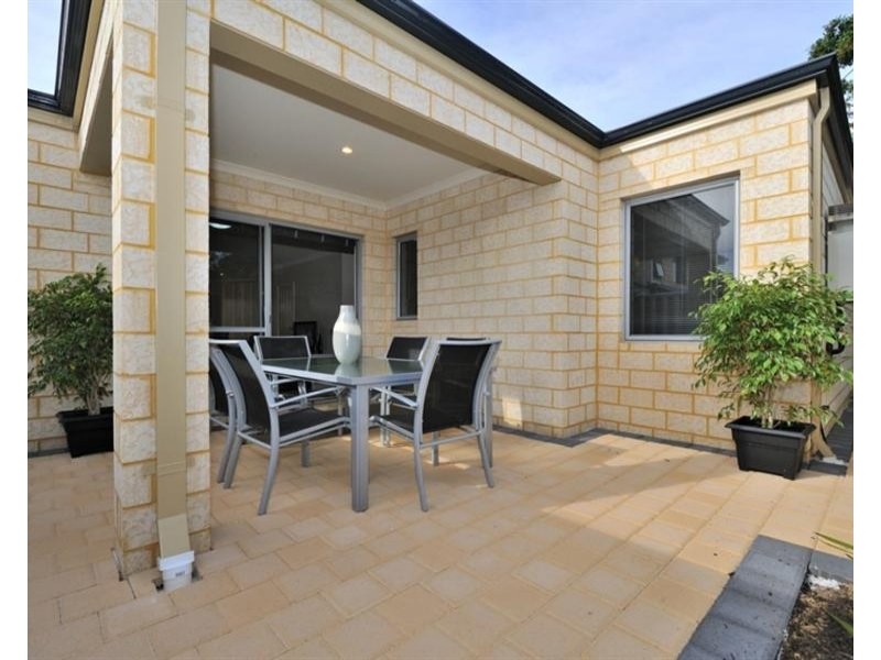 21A Shaw Place, Innaloo WA 6018