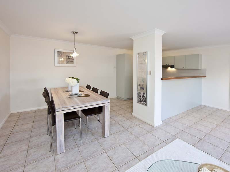 3/18 Escot Road, Innaloo WA 6018