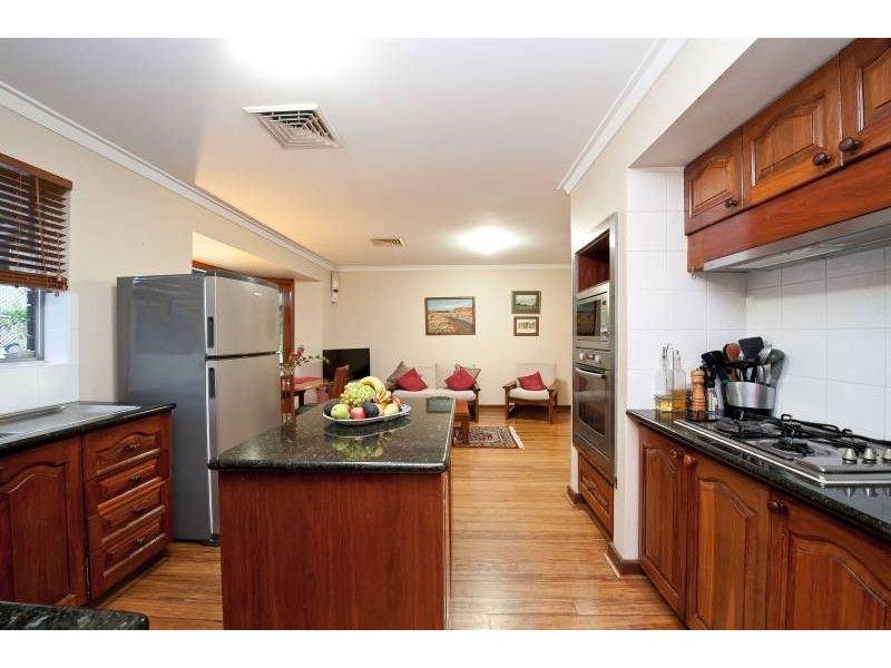 3 Martock Way, Karrinyup WA 6018