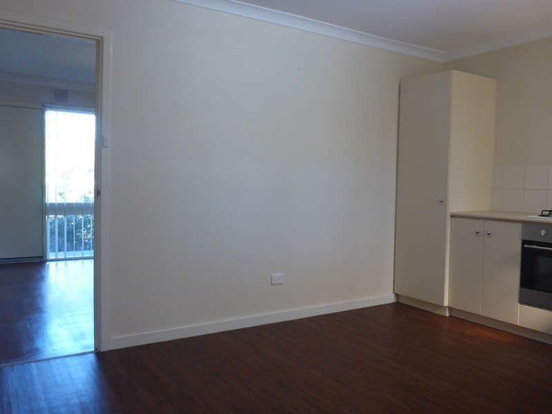 2/70 Tendring Way, Girrawheen WA 6064