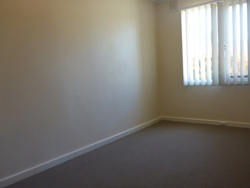 2/70 Tendring Way, Girrawheen WA 6064