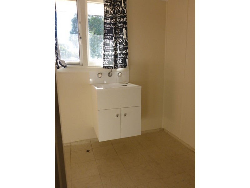 2/70 Tendring Way, Girrawheen WA 6064