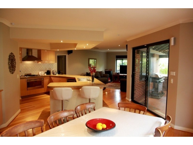 10 Milne Street, Bayswater WA 6053