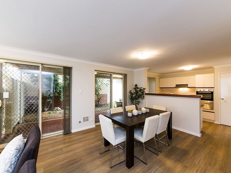 2/5 Bates Road, Innaloo WA 6018