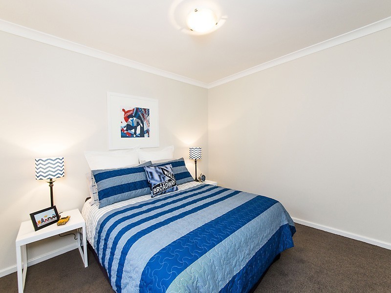 2/5 Bates Road, Innaloo WA 6018