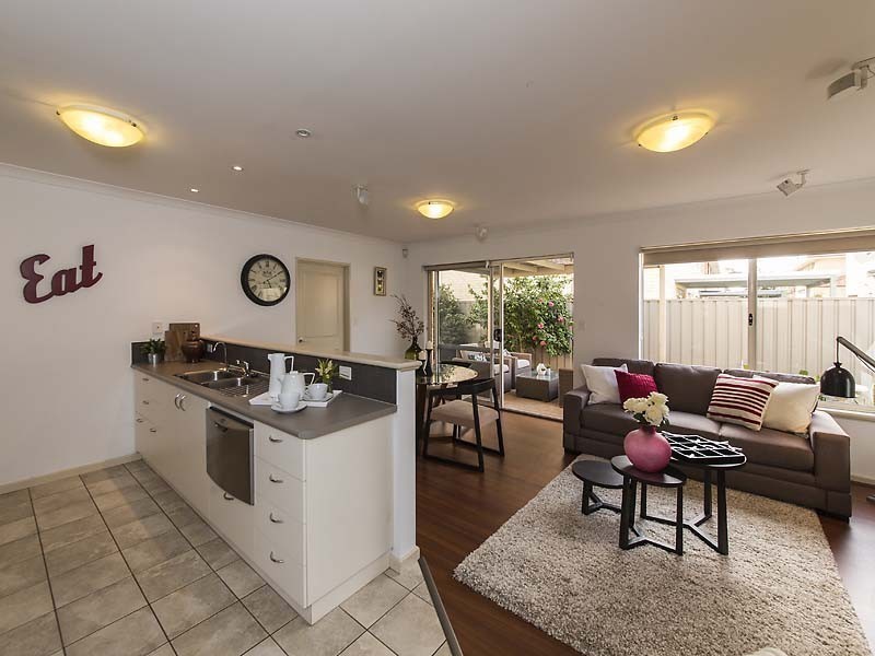 1/15 Sydenham Street, Rivervale WA 6103