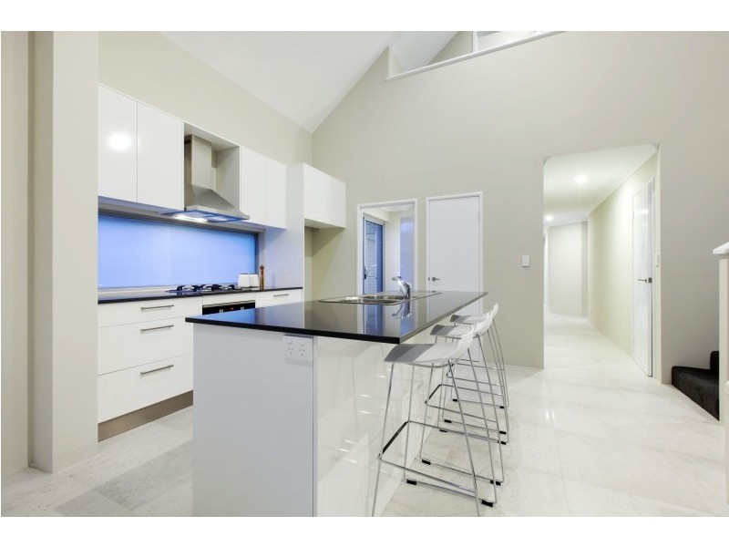 10 Hodges Place, Innaloo WA 6018