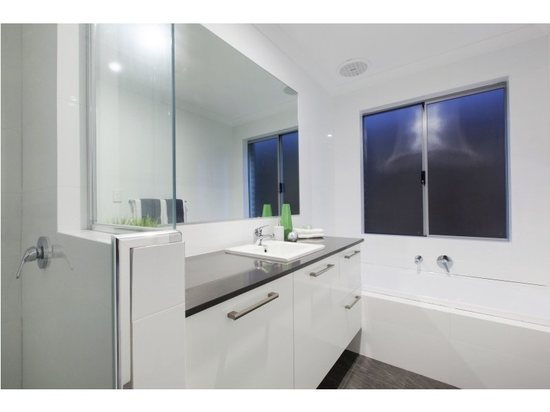 10 Hodges Place, Innaloo WA 6018