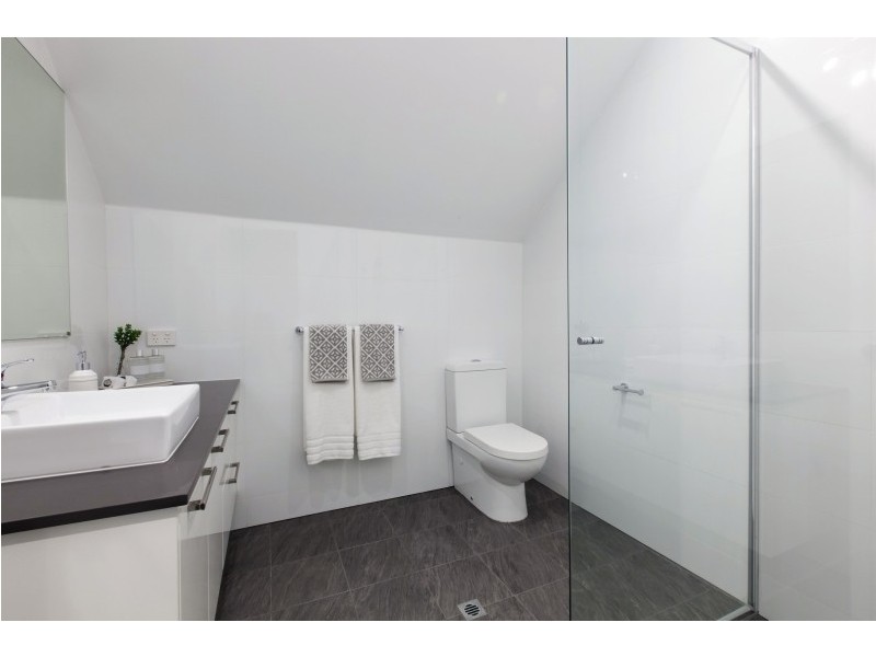 10 Hodges Place, Innaloo WA 6018