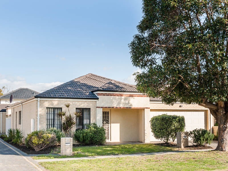79A Pascoe Street, Karrinyup WA 6018