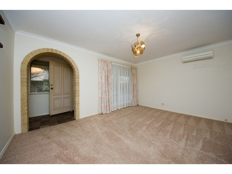 1/38 Bower Street, Doubleview WA 6018