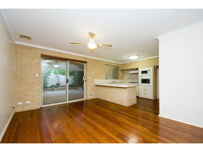 1/38 Bower Street, Doubleview WA 6018