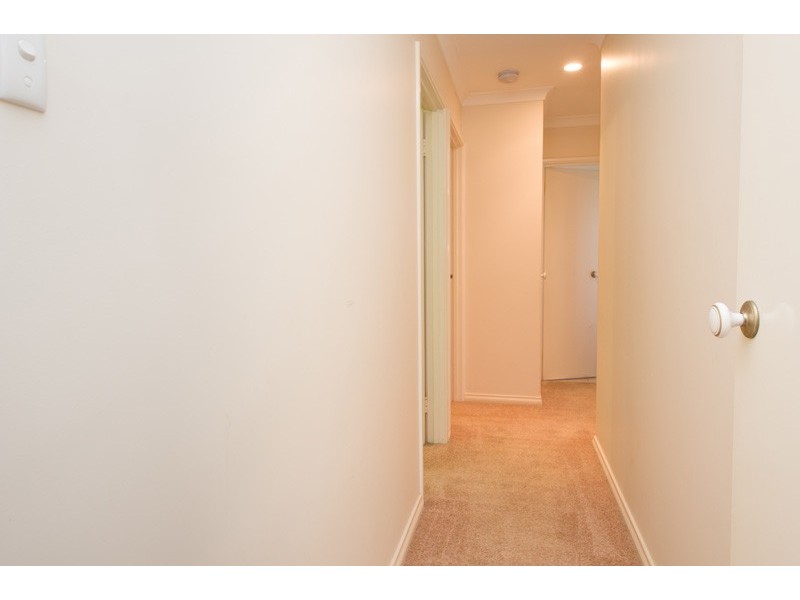 1/38 Bower Street, Doubleview WA 6018