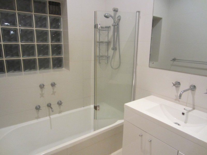 10 Grand Promenade, Bayswater WA 6053