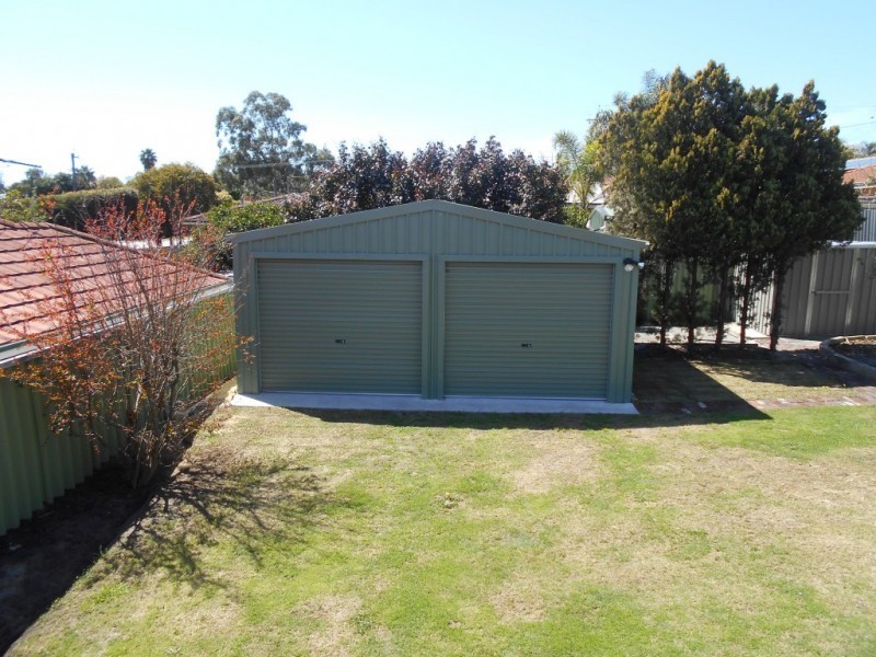 10 Grand Promenade, Bayswater WA 6053