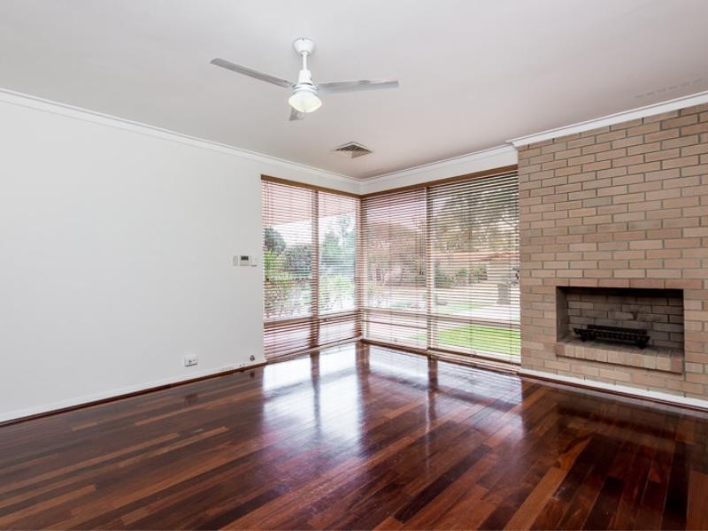 6 Wincanton Road, Karrinyup WA 6018