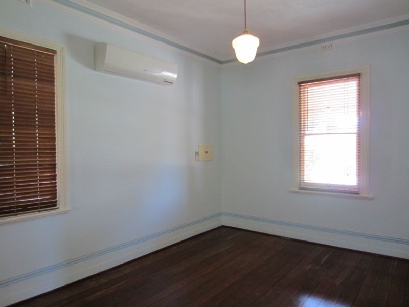 54 Hamilton Street, Bayswater WA 6053