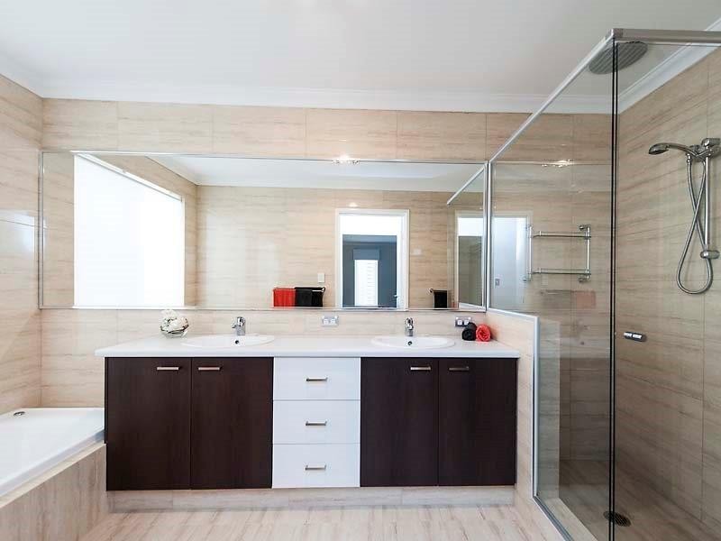 16 The Rise, Gwelup WA 6018