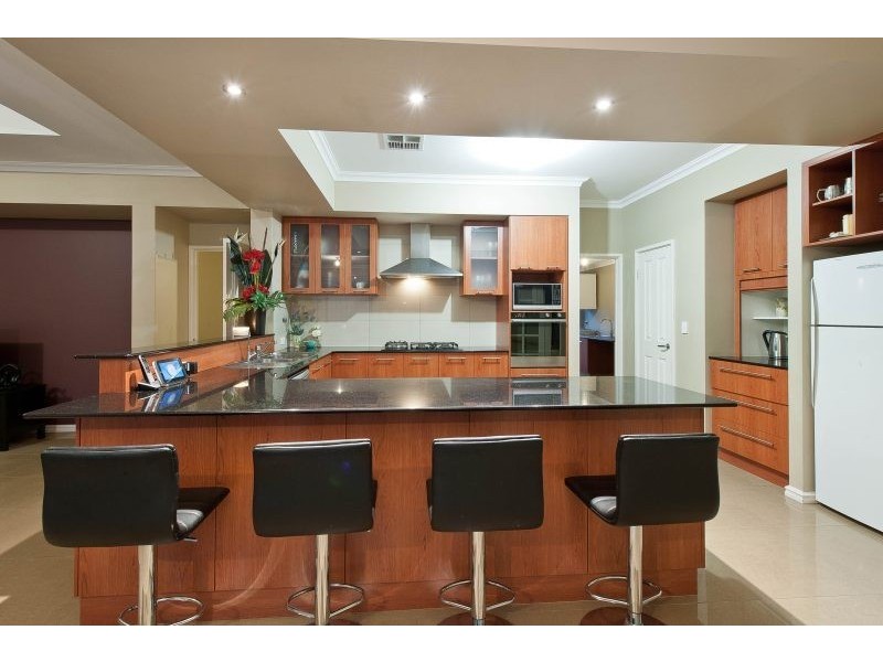 8 The Rise, Gwelup WA 6018