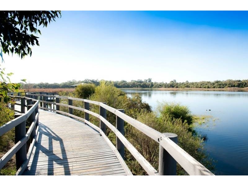 8 The Rise, Gwelup WA 6018