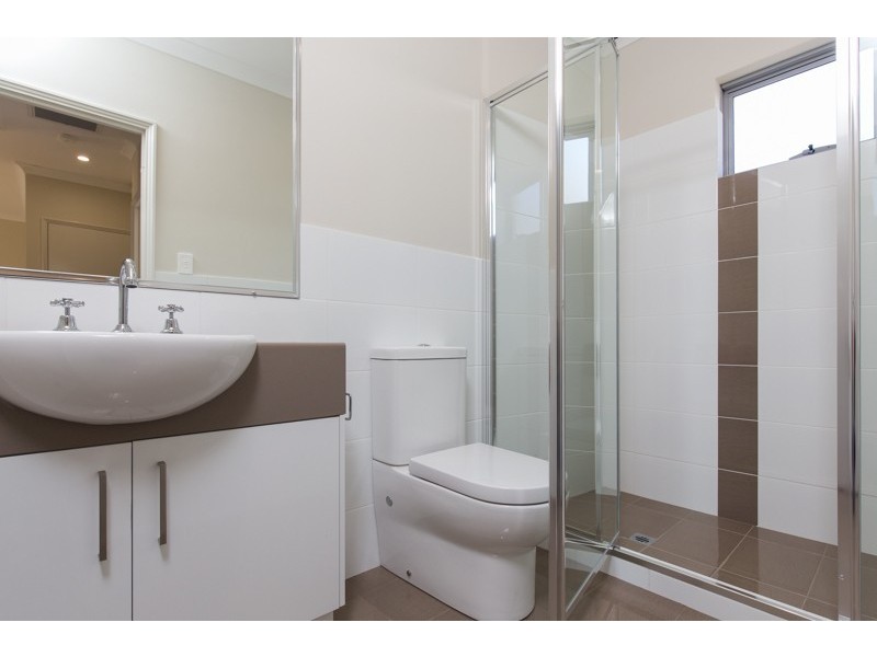 30 Barnes Street, Innaloo WA 6018