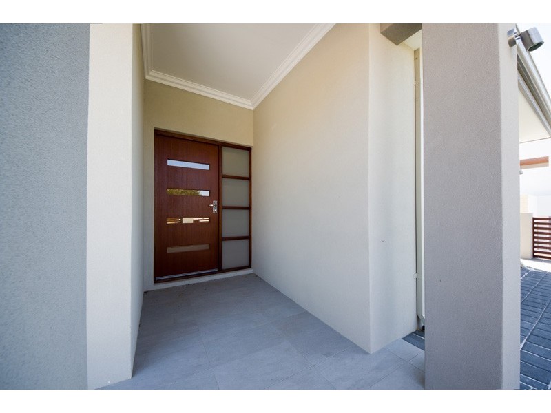 4A Dean Street, Karrinyup WA 6018