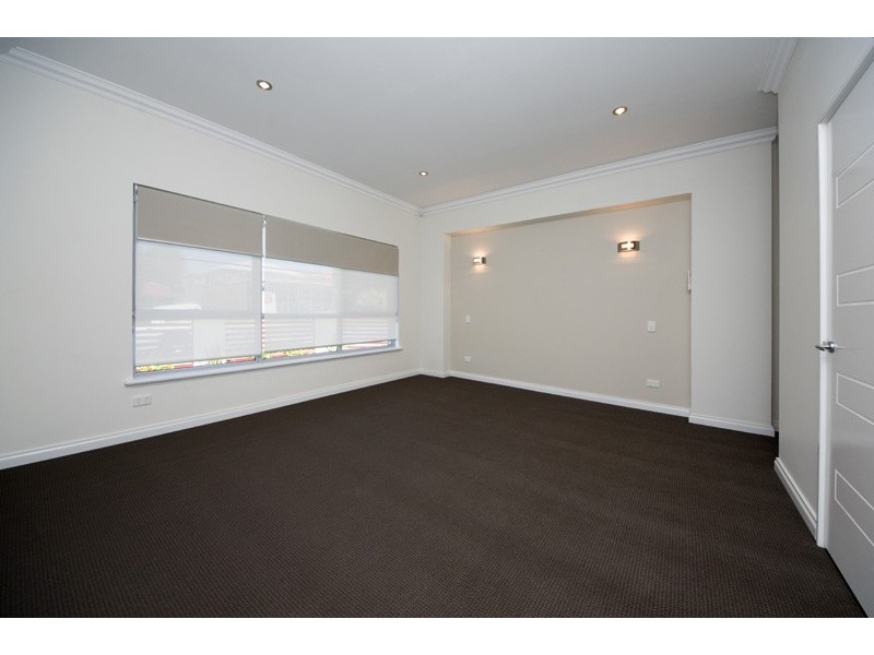 4A Dean Street, Karrinyup WA 6018