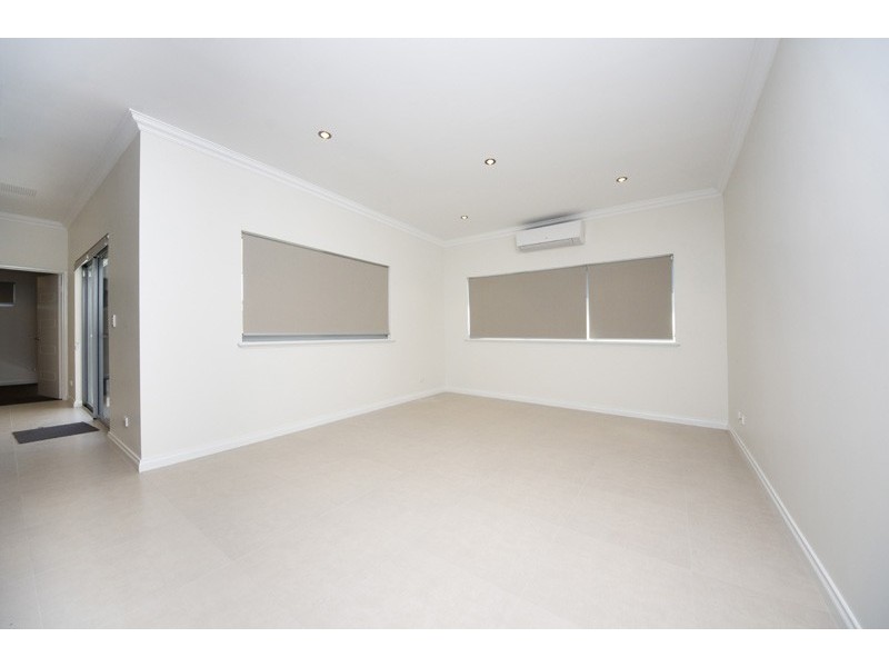 4A Dean Street, Karrinyup WA 6018