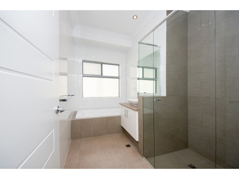 4A Dean Street, Karrinyup WA 6018