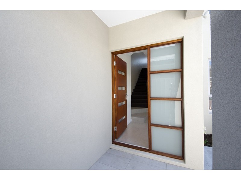 4B Dean Street, Karrinyup WA 6018