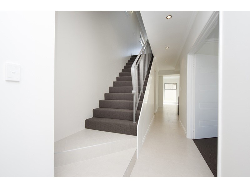 4B Dean Street, Karrinyup WA 6018