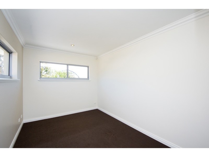 4B Dean Street, Karrinyup WA 6018