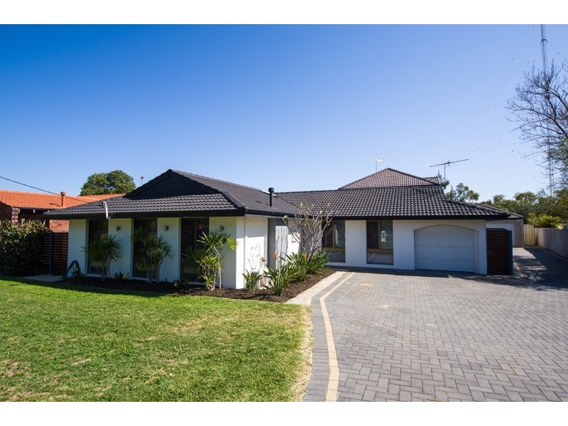 69 Vickers Street, Hamersley WA 6022